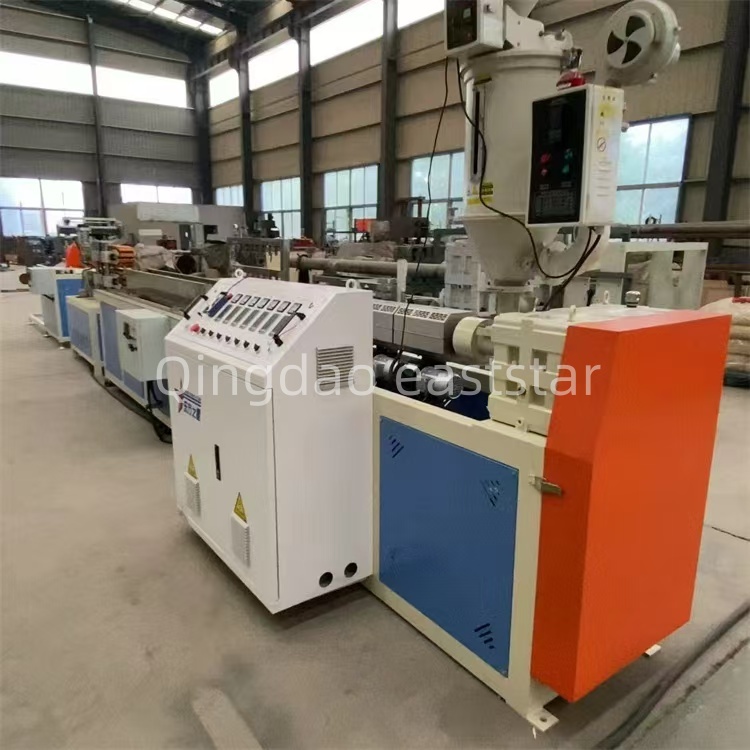 QINGDAO EASTSTAR dokonča proizvodno linijo za pokrove svetilk po meri PC/PS/ABS za turškega naročnika, ki podpira nadgradnjo industrije razsvetljave