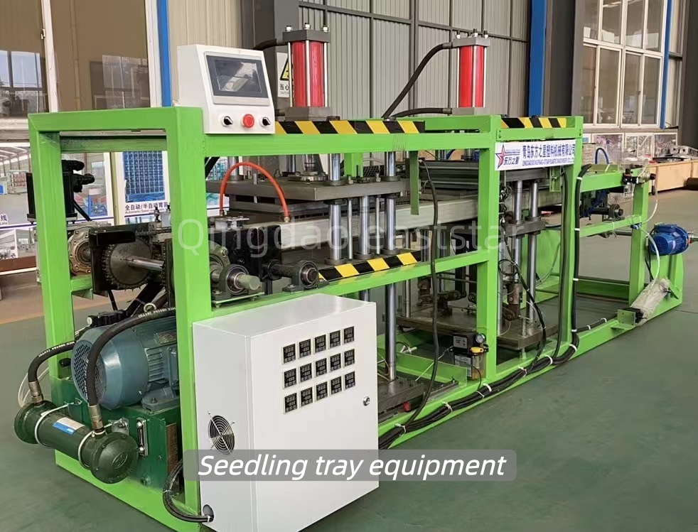 Indijske stranke obiščejo pladenj za sadike in opremo za zatiranje korenin ter razpravljajo o sodobnih rešitvah za sajenje v kmetijstvu